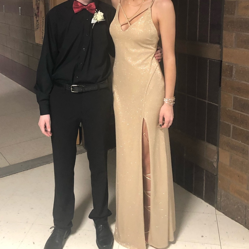 Gorgeous gold prom dress